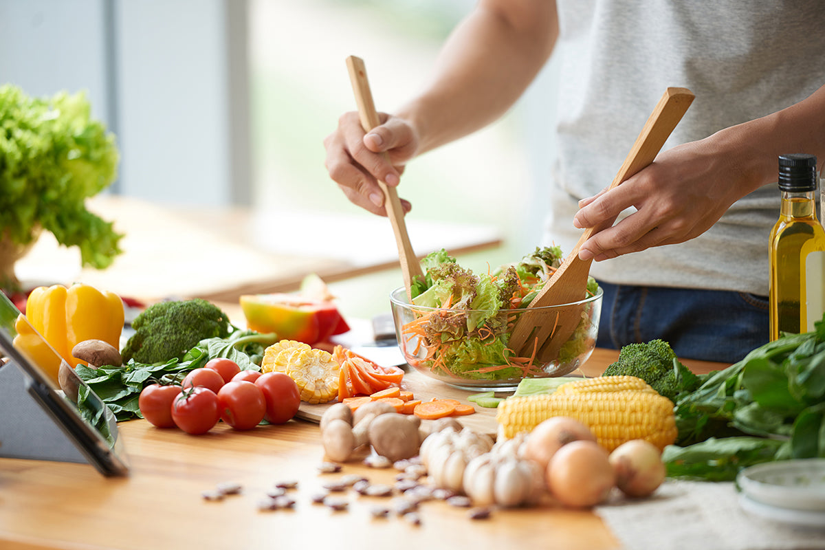 Eating healthy salad on a budget